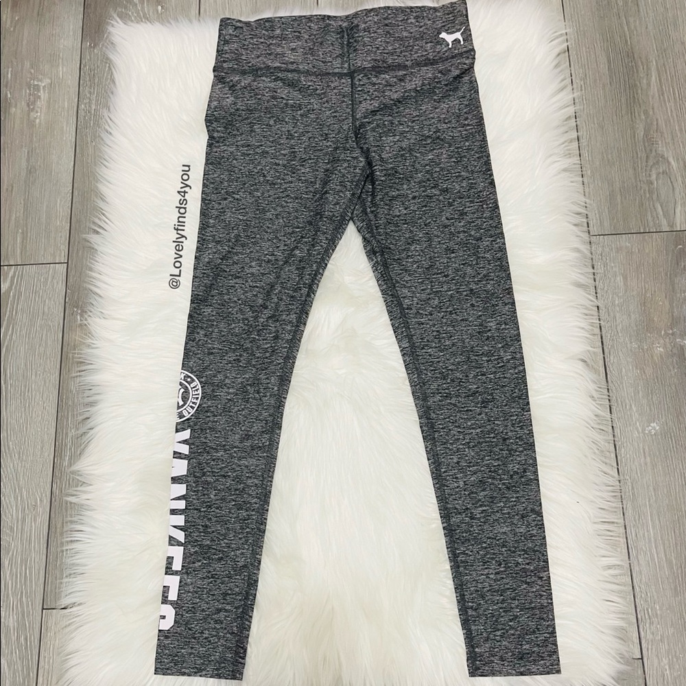 PINK Victoria’s Secret Leggings NY Yankees